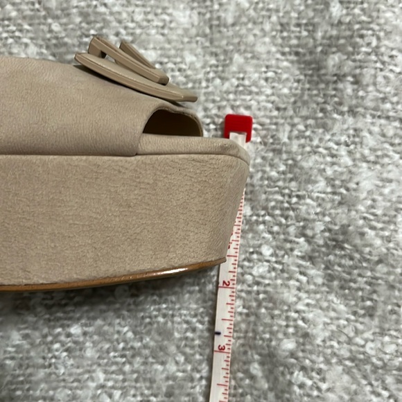 Gianni Bini x Venita Aspen Sienna Taupe Suede Platform Dress Sandals - Picture 12 of 14